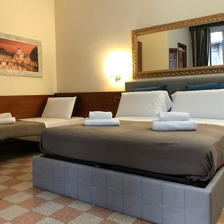 רומא A Rosmini Suites מראה חיצוני תמונה