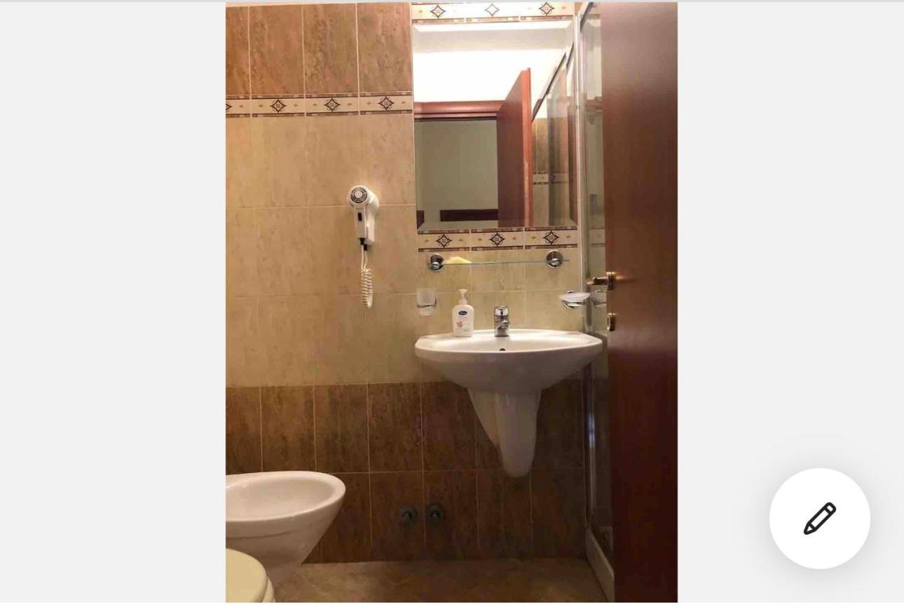 רומא A Rosmini Suites מראה חיצוני תמונה