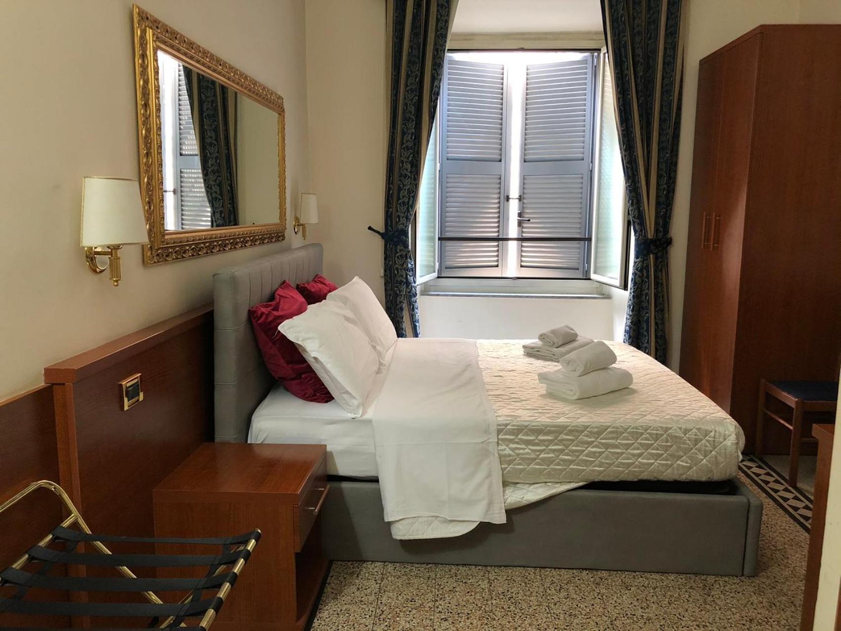 רומא A Rosmini Suites מראה חיצוני תמונה
